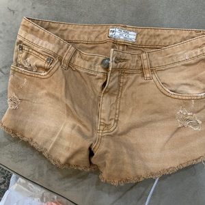 Jean shorts brown